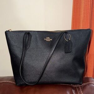 ‼️Coach Black Leather Zip Tote Shoulder Bag